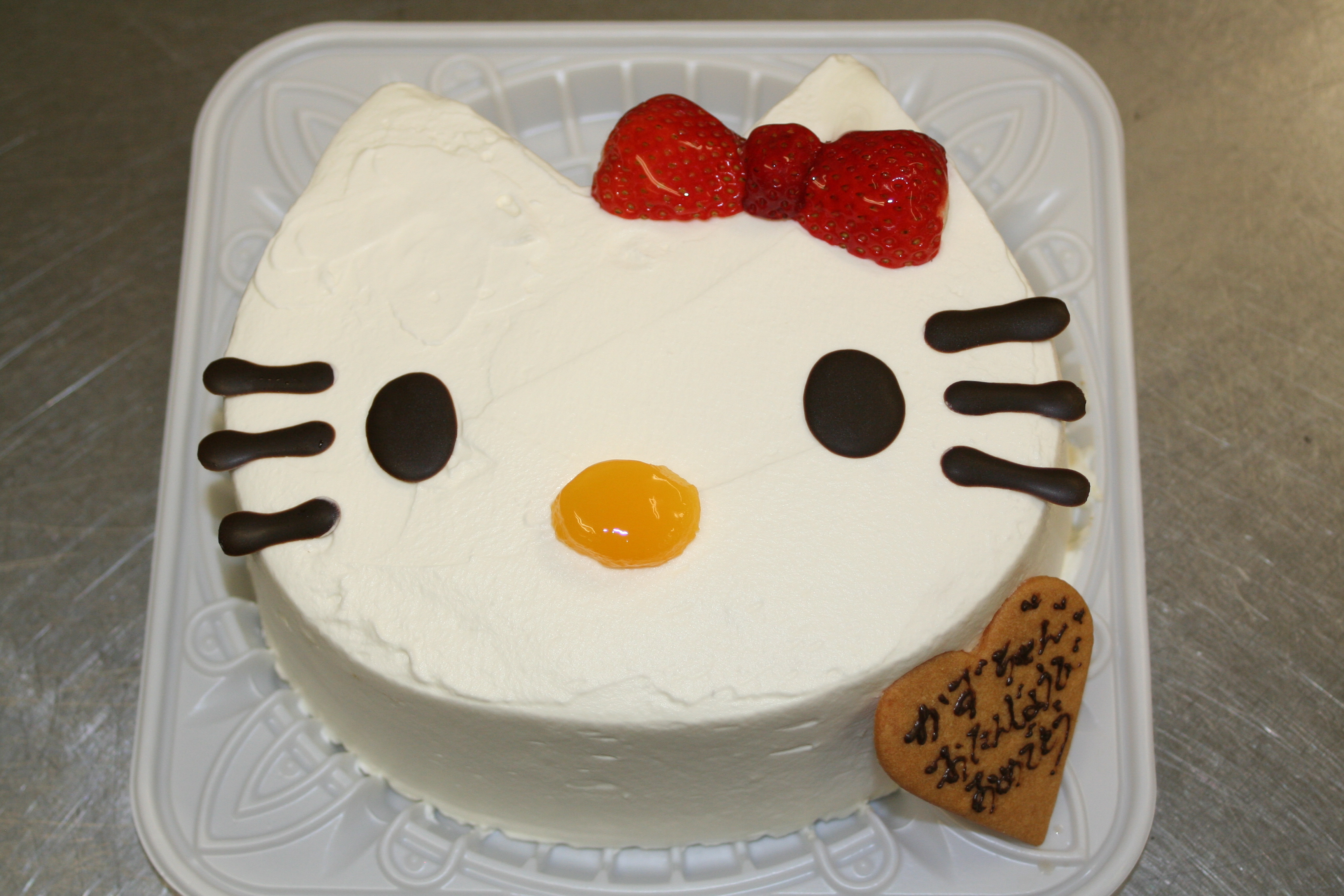 キャラクターケーキ キティー パティスリーシトロン Citron Weblog 岡山市北区白石