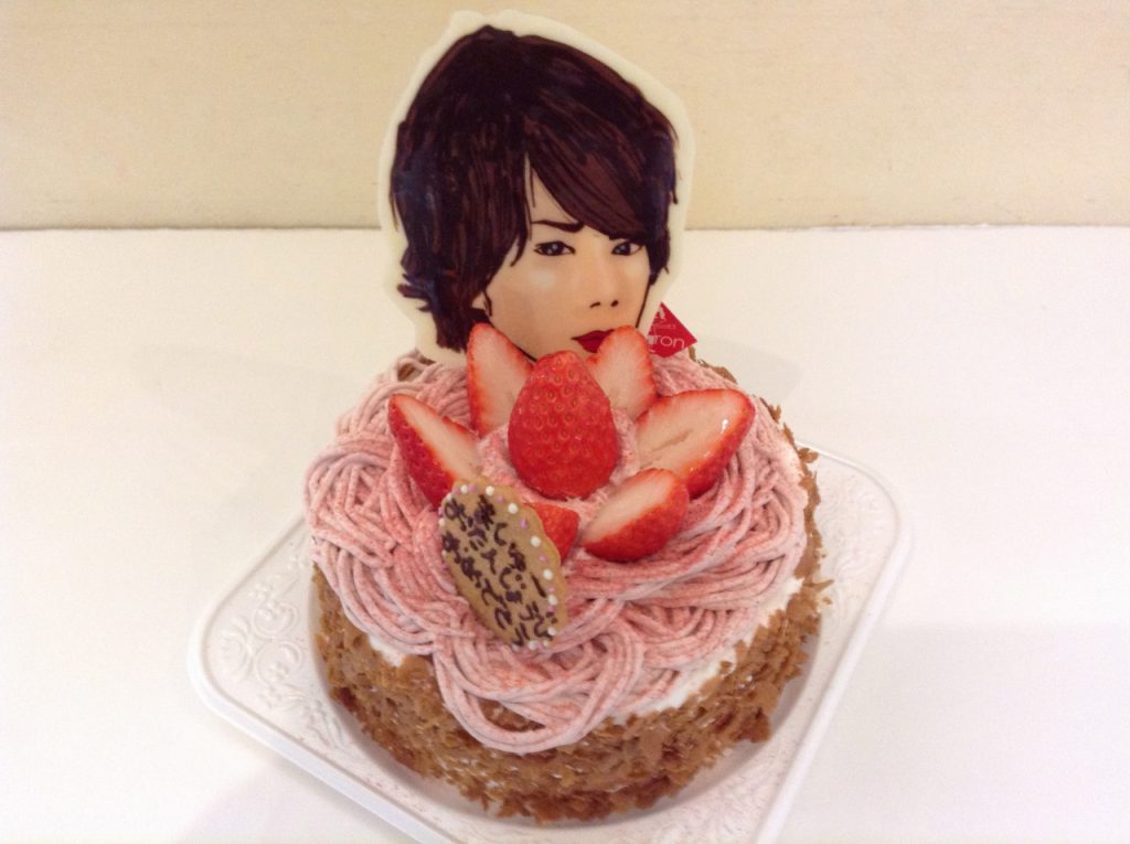 北山宏光さんのウェディングケーキ